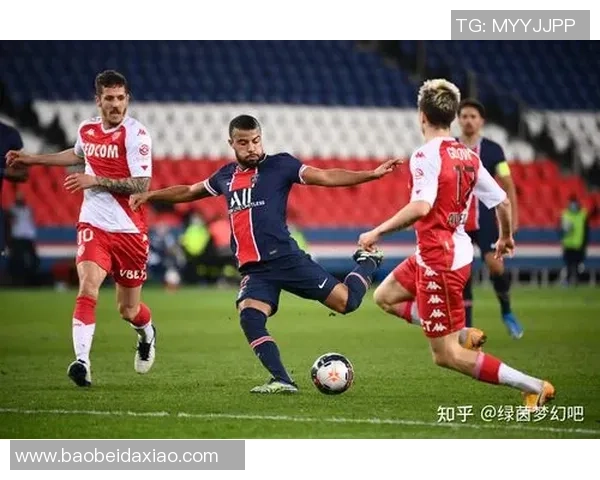 里尔与巴黎圣日耳曼2019赛季精彩对决回顾与分析