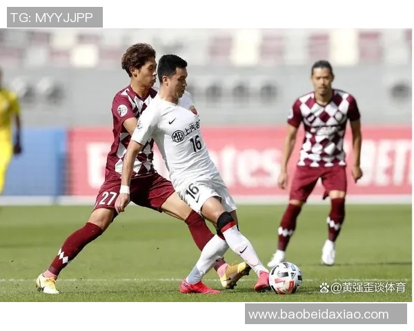 上港与神户船的激烈对决展现中日足球风采与实力碰撞 上港与神户船的激烈对决展现中日足球风采与实力碰撞