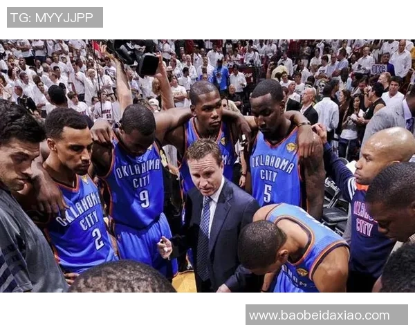 2013年NBA总决赛热火与雷霆的巅峰对决回顾与精彩瞬间分析