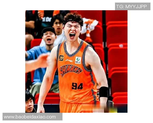 山西与江苏篮球队激战正酣精彩对决引发球迷热议与期待 山西与江苏篮球队激战正酣精彩对决引发球迷热议与期待