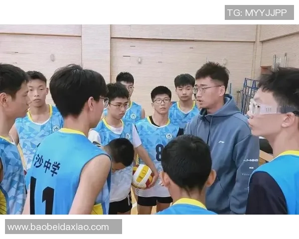 杭州排球队选拔赛背后的拼搏故事与团结精神的深度剖析 杭州排球队选拔赛背后的拼搏故事与团结精神的深度剖析