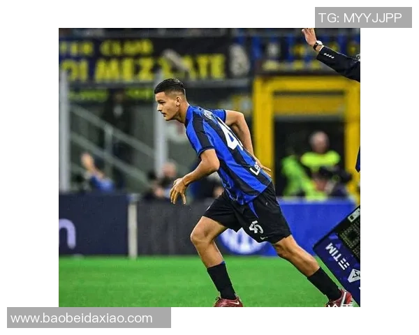 郭昊文：从青涩少年到篮球场上的闪耀新星之路