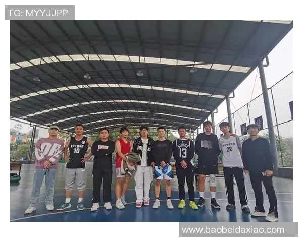 重庆篮球队选拔赛精彩点评团队协作展现出色默契与拼搏精神